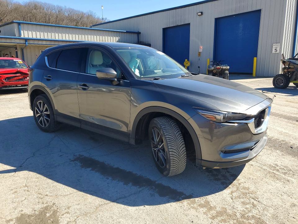 45593936 :رقم المزاد ، JM3KFBDM6J0450339 vin ، 2018 Mazda Cx-5 مزاد بيع