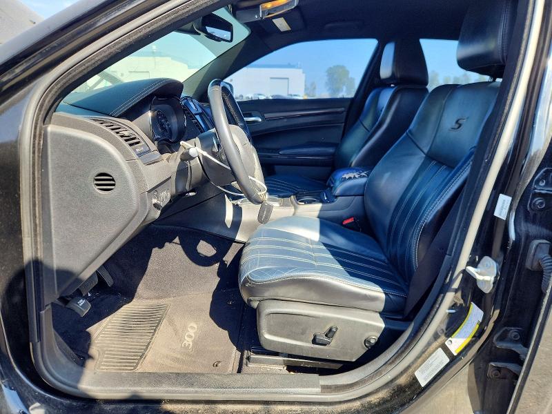 Продаж на аукціоні авто 2015 Chrysler 300, vin: 2C3CCABG8FH736018, номер лоту: 47117806
