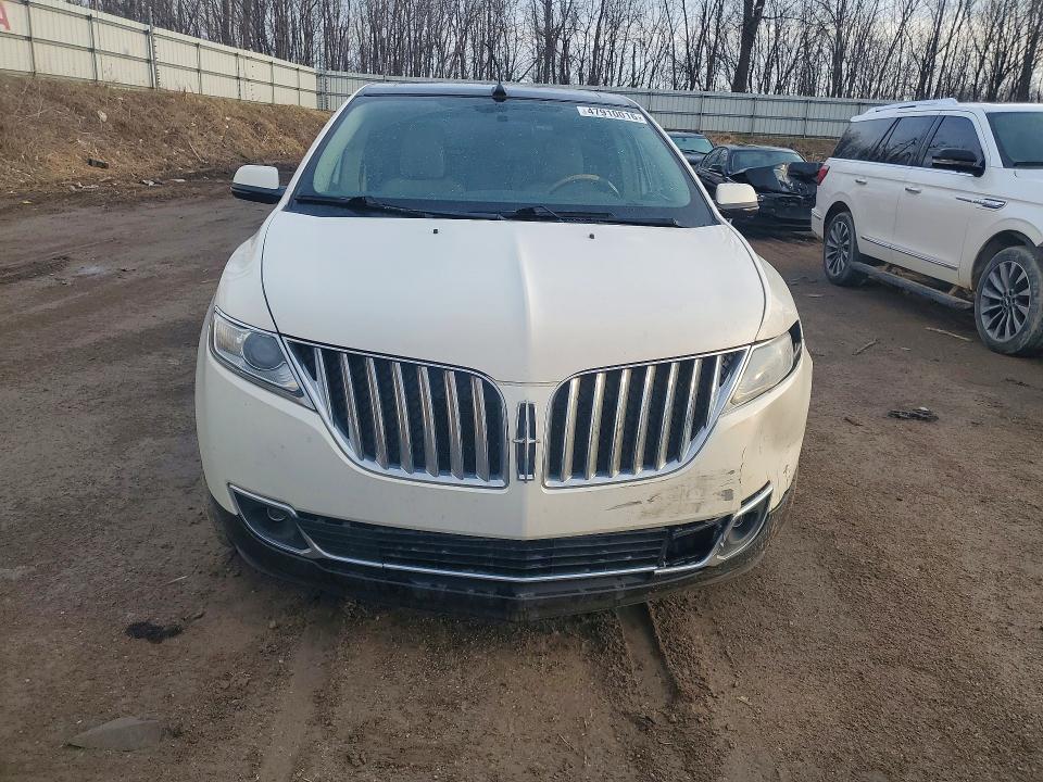 47910016 :رقم المزاد ، 2LMDJ8JK5DBL05687 vin ، 2013 Lincoln Mkx مزاد بيع