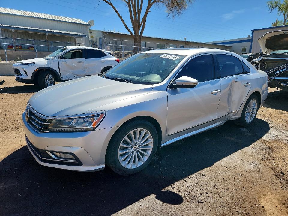 46240736 :رقم المزاد ، 1VWBT7A39HC034768 vin ، 2017 Volkswagen Passat مزاد بيع