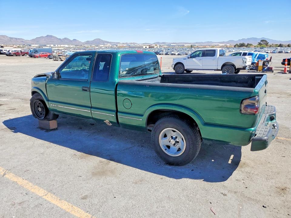 46043326 :رقم المزاد ، 1GCCS19W5YK203048 vin ، 2000 Chevrolet S Truck مزاد بيع