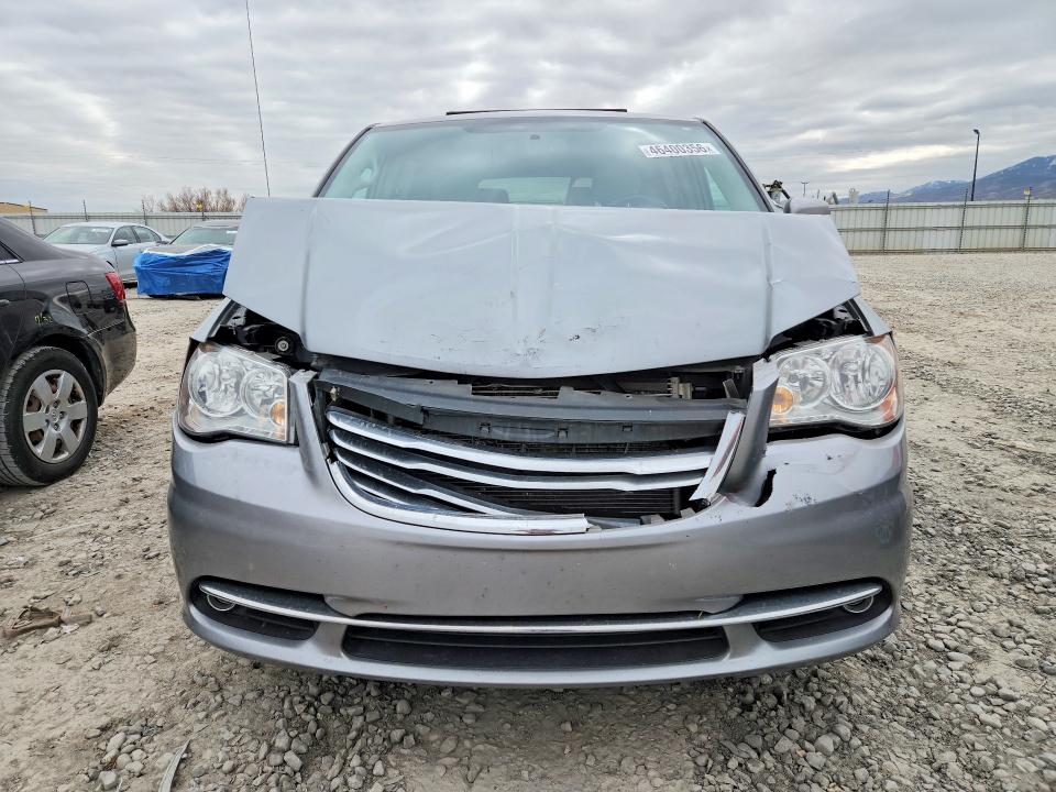 2015 Chrysler Town & Country მანქანა იყიდება აუქციონზე, vin: 2C4RC1BG9FR521733, აუქციონის ნომერი: 46400356