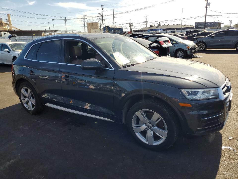 79126515 :رقم المزاد ، WA1BNAFY0K2045485 vin ، 2019 Audi Q5 مزاد بيع