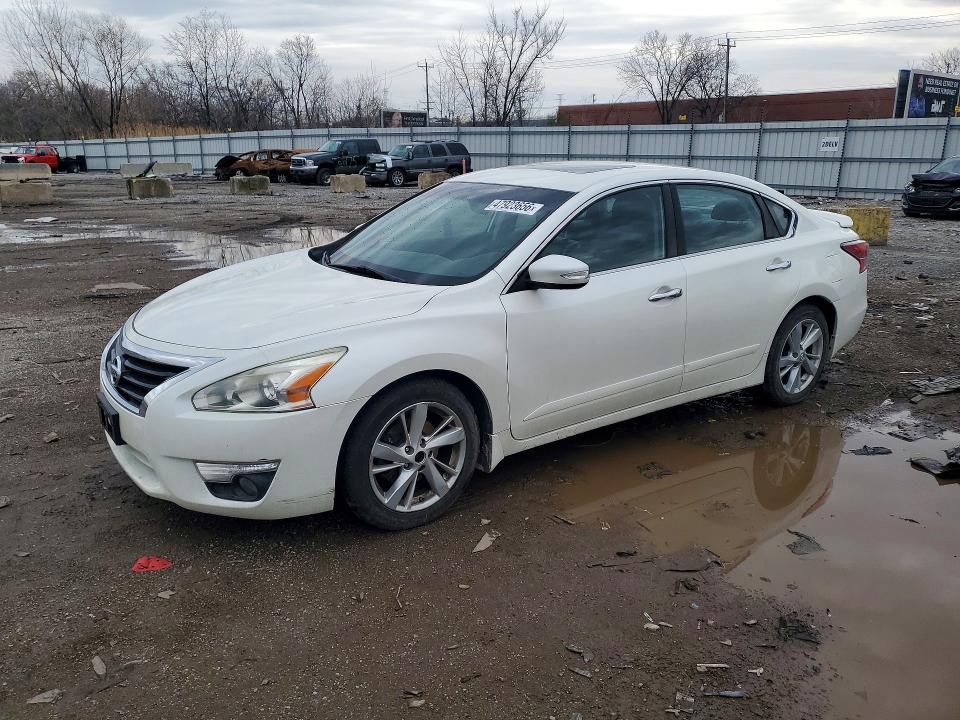 Продажа на аукционе авто 2015 Nissan Altima, vin: 1N4AL3AP1FC442095, номер лота: 47923656