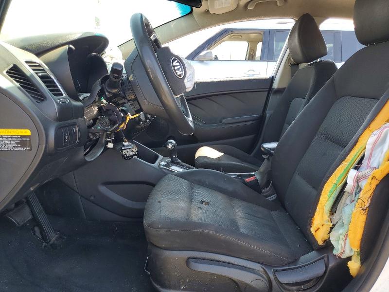 47629786 :رقم المزاد ، 3KPFK4A79HE044380 vin ، 2017 Kia Forte مزاد بيع