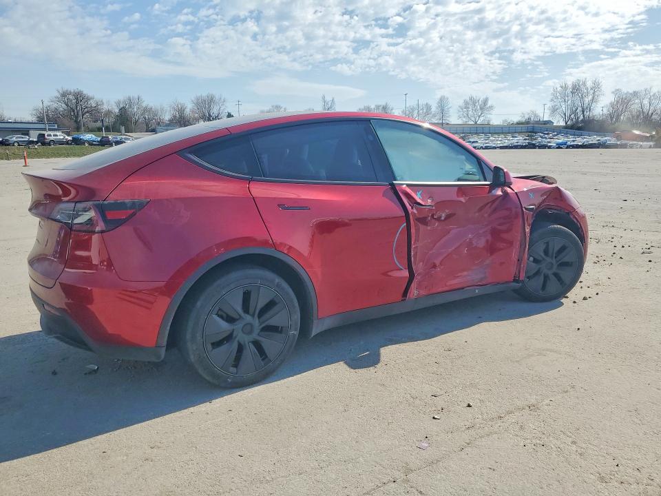 2024 Tesla Model Y მანქანა იყიდება აუქციონზე, vin: 7SAYGDED2RF208318, აუქციონის ნომერი: 46975446