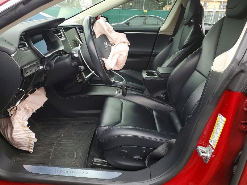48048326 :رقم المزاد ، 5YJSA1E27HF213515 vin ، 2017 Tesla Model S مزاد بيع