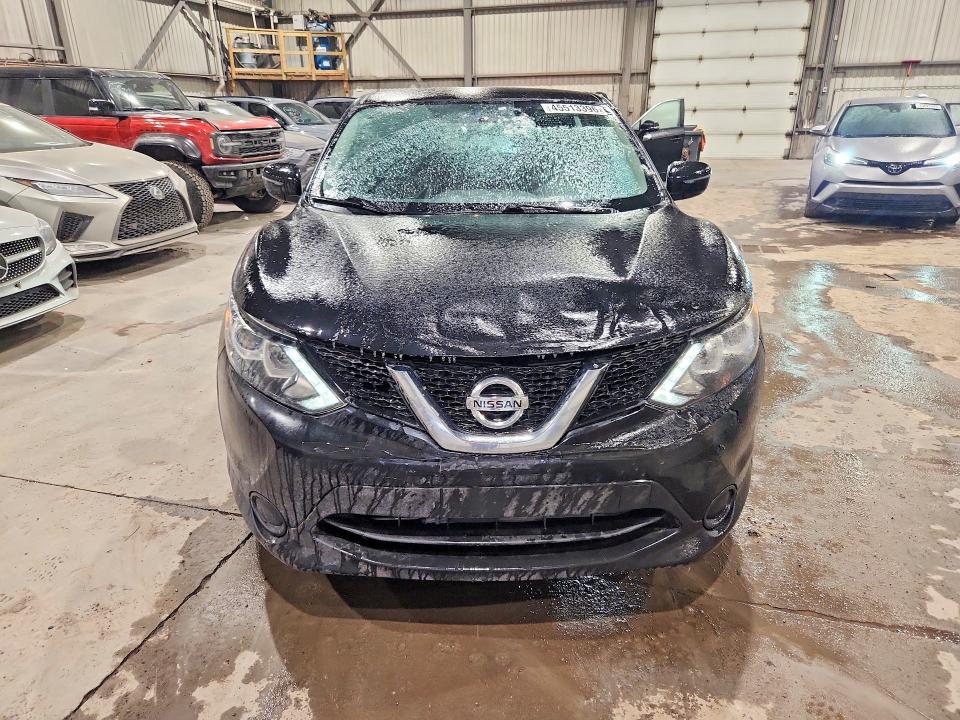 45513396 :رقم المزاد ، JN1BJ1CP8HW015605 vin ، 2017 Nissan Rogue Sport مزاد بيع