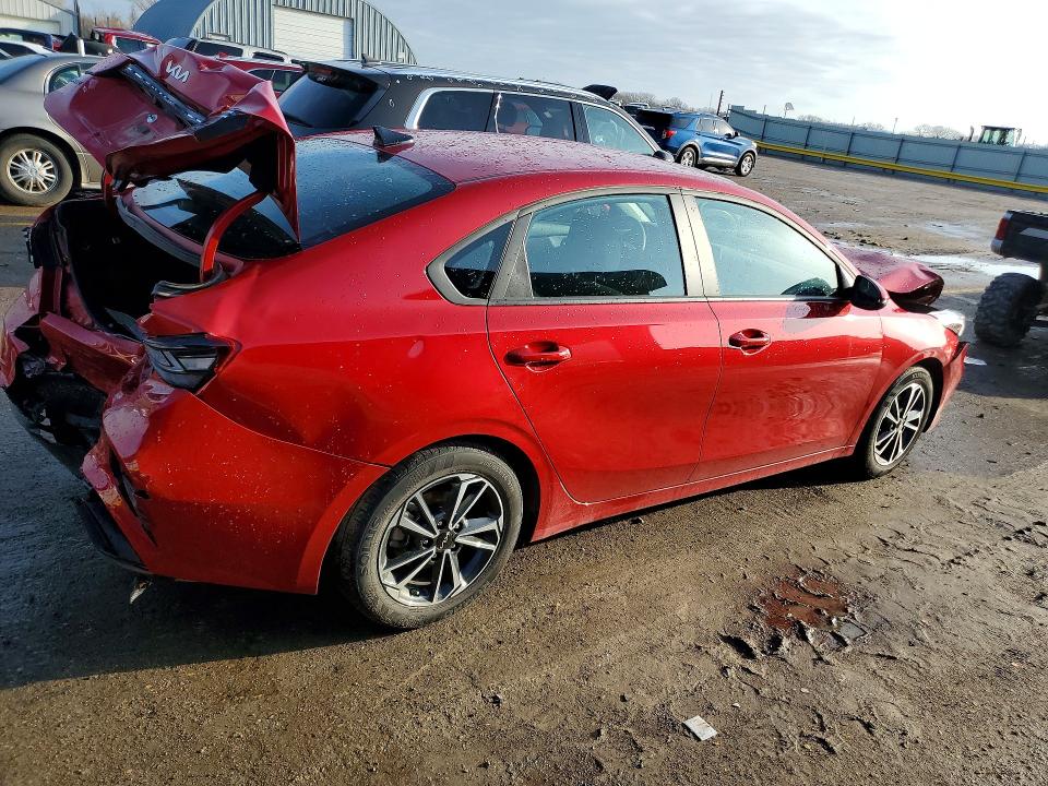 79908475 :رقم المزاد ، 3KPF24AD7PE657070 vin ، 2023 Kia Forte مزاد بيع