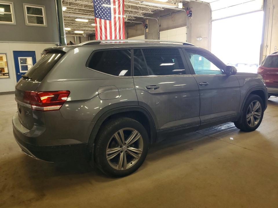 2018 Volkswagen Atlas მანქანა იყიდება აუქციონზე, vin: 1V2LR2CA4JC516007, აუქციონის ნომერი: 47101036