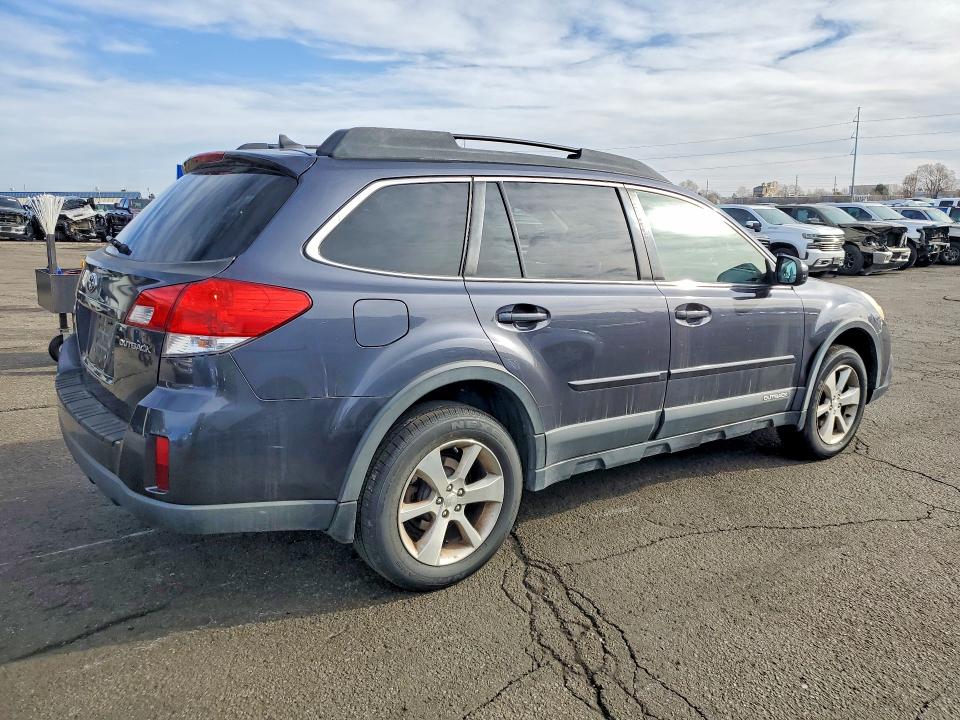 2013 Subaru Outback მანქანა იყიდება აუქციონზე, vin: 4S4BRCLC0D3201161, აუქციონის ნომერი: 45978936