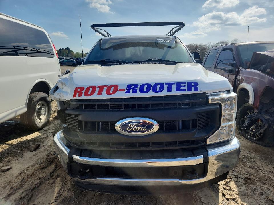 52275946 :رقم المزاد ، 1FD7X2A62NEF90782 vin ، 2022 Ford F250 مزاد بيع