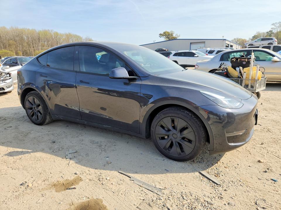Продаж на аукціоні авто 2025 Tesla Model Y, vin: 7SAYGDED3SF280196, номер лоту: 46656846