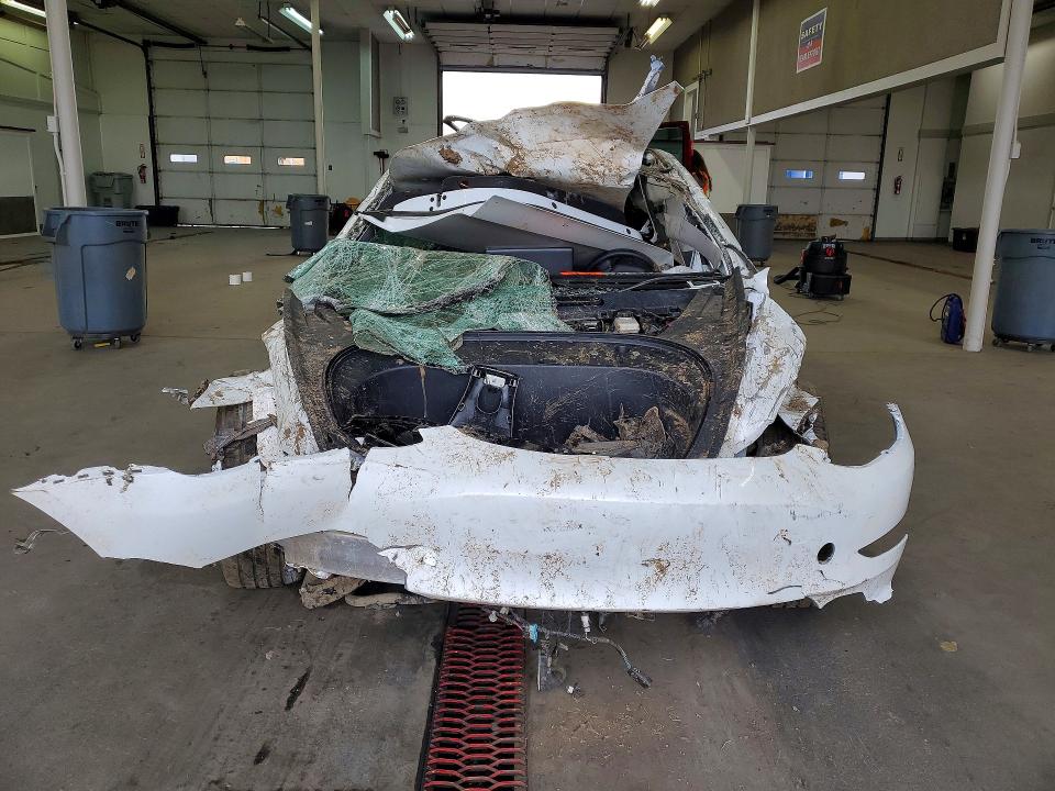 Продаж на аукціоні авто 2023 Tesla Model 3, vin: 5YJ3E1ECXPF601614, номер лоту: 46559936