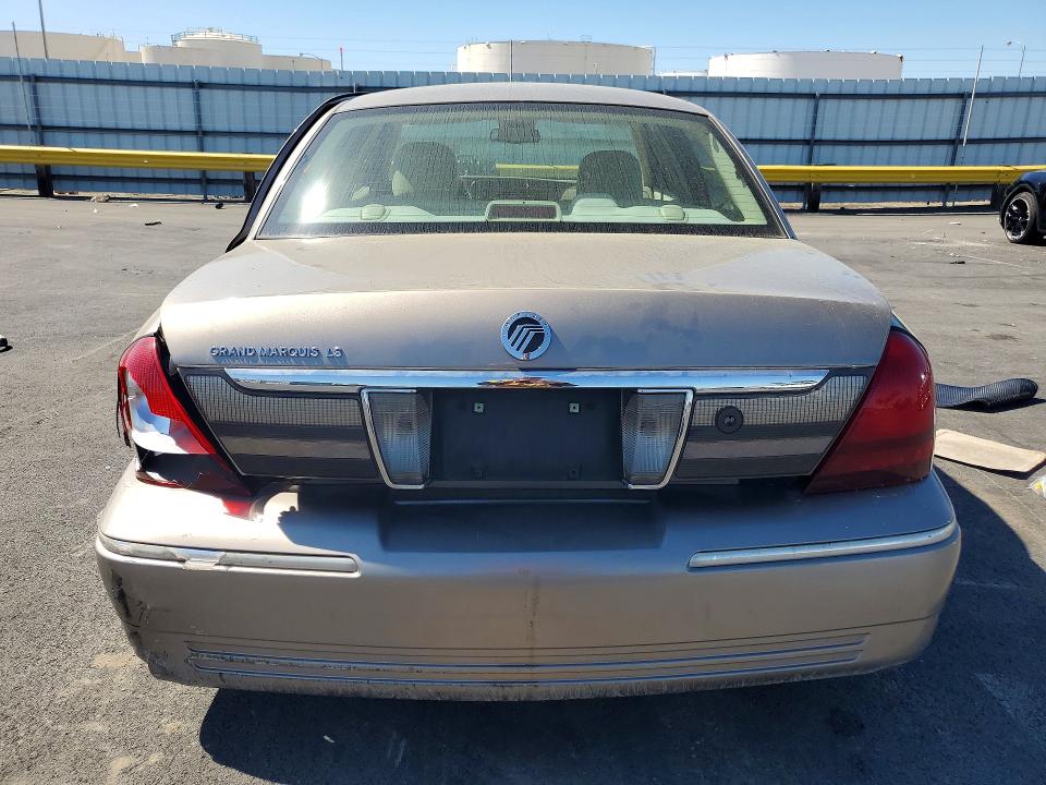 2006 Mercury Grand Marquis მანქანა იყიდება აუქციონზე, vin: 2MEFM75W96X619323, აუქციონის ნომერი: 46951376