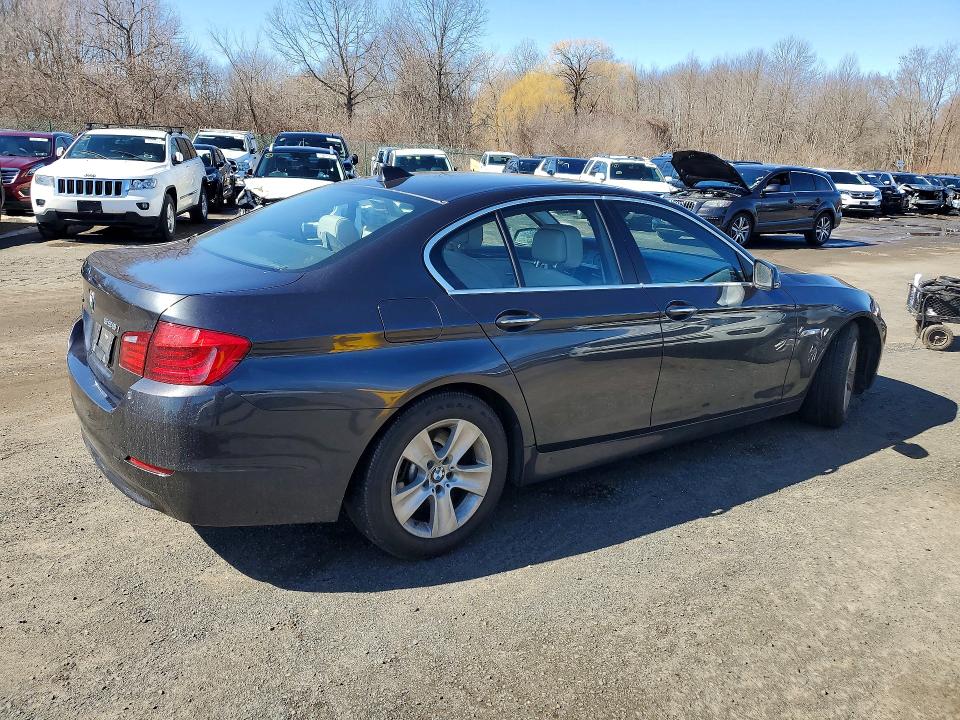 2013 Bmw 528 მანქანა იყიდება აუქციონზე, vin: WBAXH5C59DDW14326, აუქციონის ნომერი: 41814276