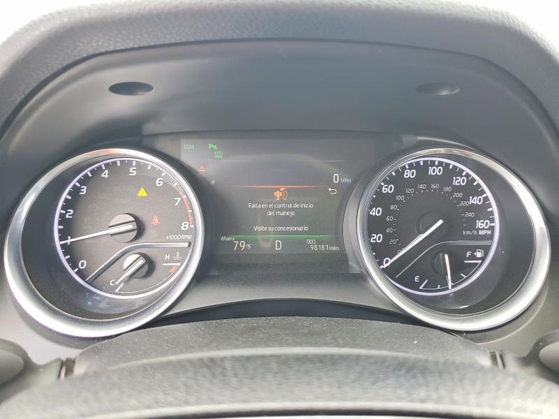 45548166 :رقم المزاد ، 4T1B11HK9JU034820 vin ، 2018 Toyota Camry مزاد بيع
