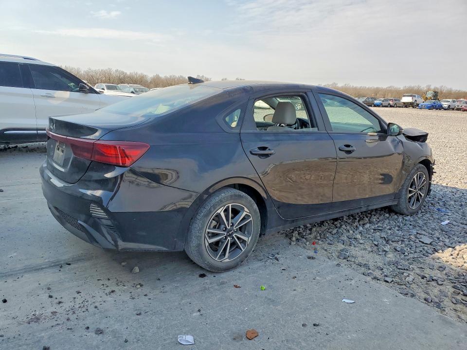 47329666 :رقم المزاد ، 3KPF24AD6PE658100 vin ، 2023 Kia Forte مزاد بيع