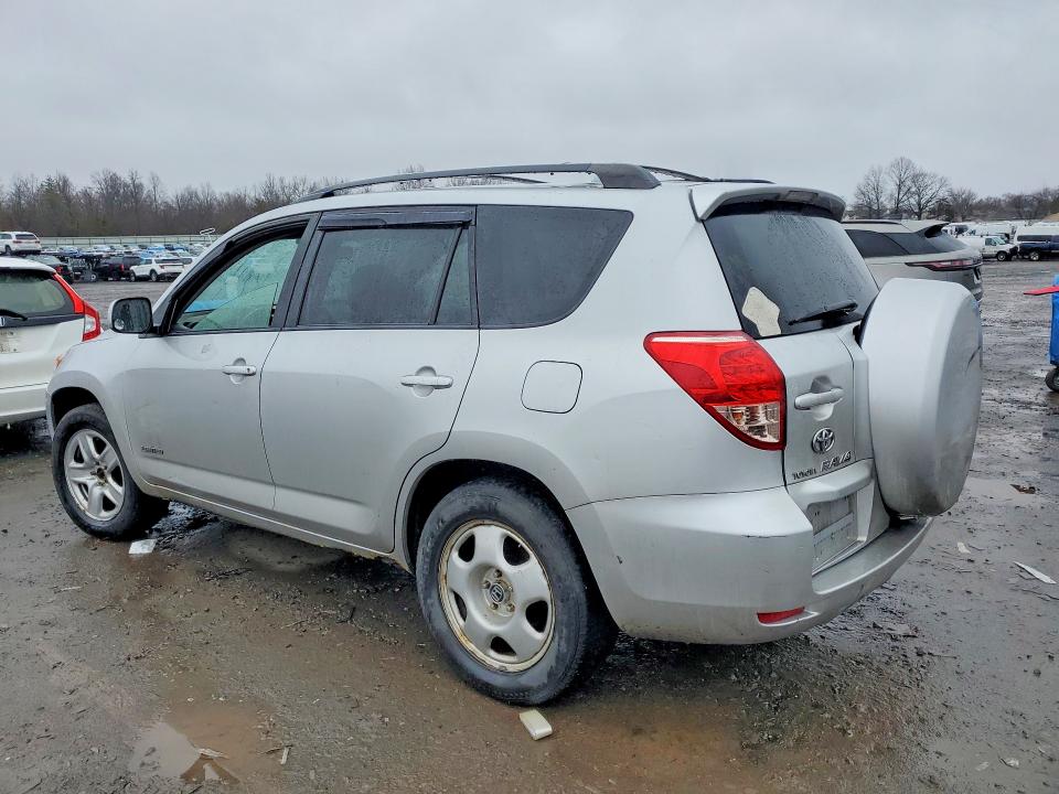 2008 Toyota Rav4 მანქანა იყიდება აუქციონზე, vin: JTMBD31VX85144016, აუქციონის ნომერი: 46185486