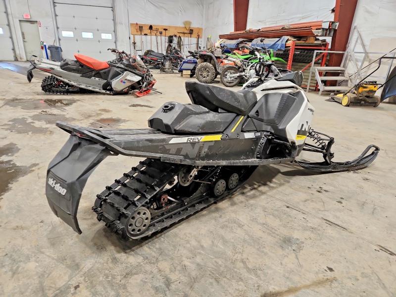 Продаж на аукціоні авто 2019 Ski-doo Snowmobile, vin: 2BPSUDKB0KV000292, номер лоту: 79899145