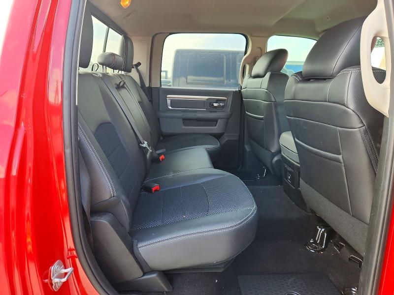 47563936 :رقم المزاد ، 1C6RR6LT9JS155262 vin ، 2018 Ram 1500 مزاد بيع