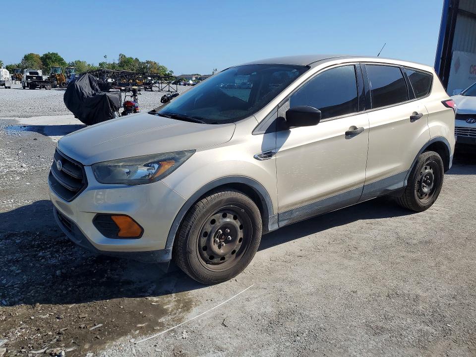45477726 :رقم المزاد ، 1FMCU0F76JUC54954 vin ، 2018 Ford Escape مزاد بيع