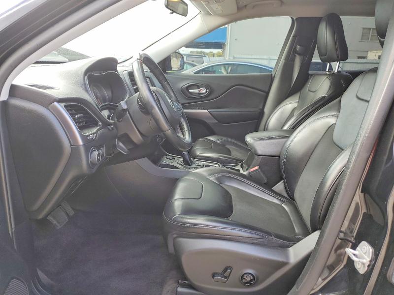 50689016 :رقم المزاد ، 1C4PJLLB2KD110716 vin ، 2019 Jeep Cherokee مزاد بيع