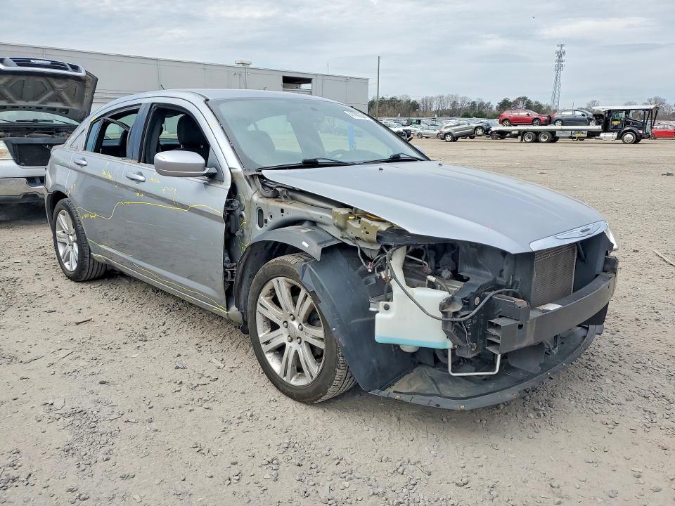 2013 Chrysler 200 მანქანა იყიდება აუქციონზე, vin: 1C3CCBBB9DN580215, აუქციონის ნომერი: 41902946