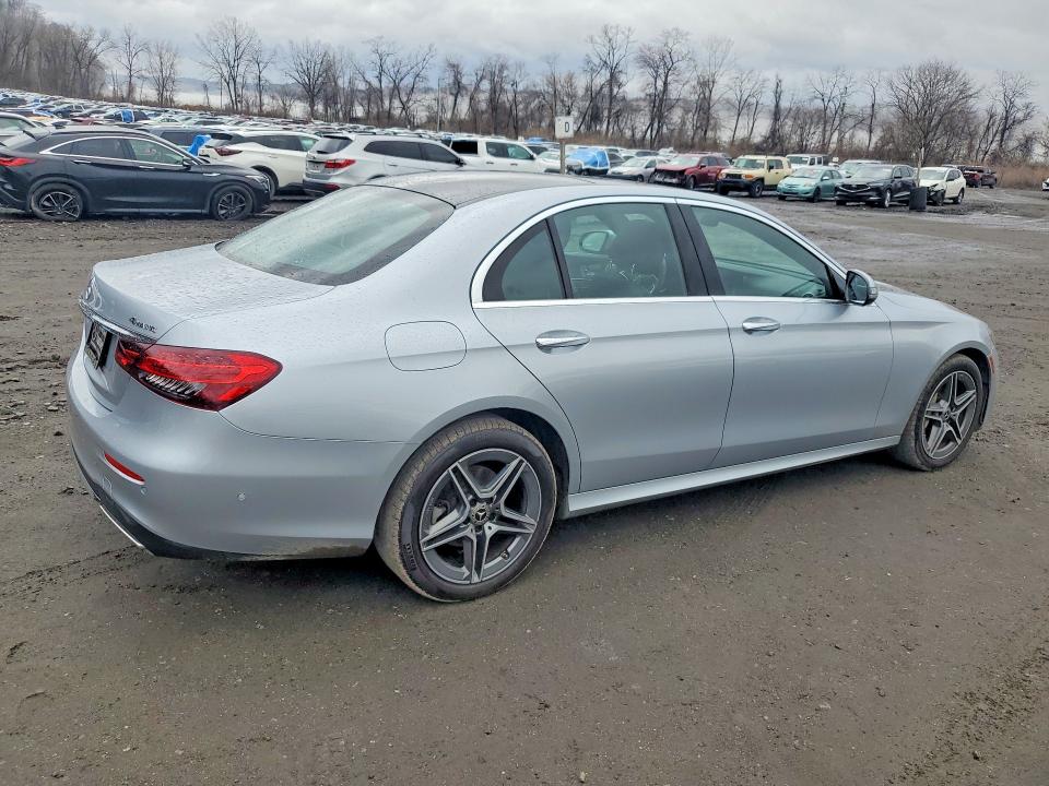 46066216 :رقم المزاد ، W1KZF8EB6MA967572 vin ، 2021 Mercedes-benz E مزاد بيع