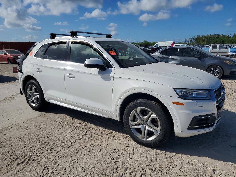Продажа на аукционе авто 2019 Audi Q5, vin: WA1ANAFY6K2100579, номер лота: 45477356
