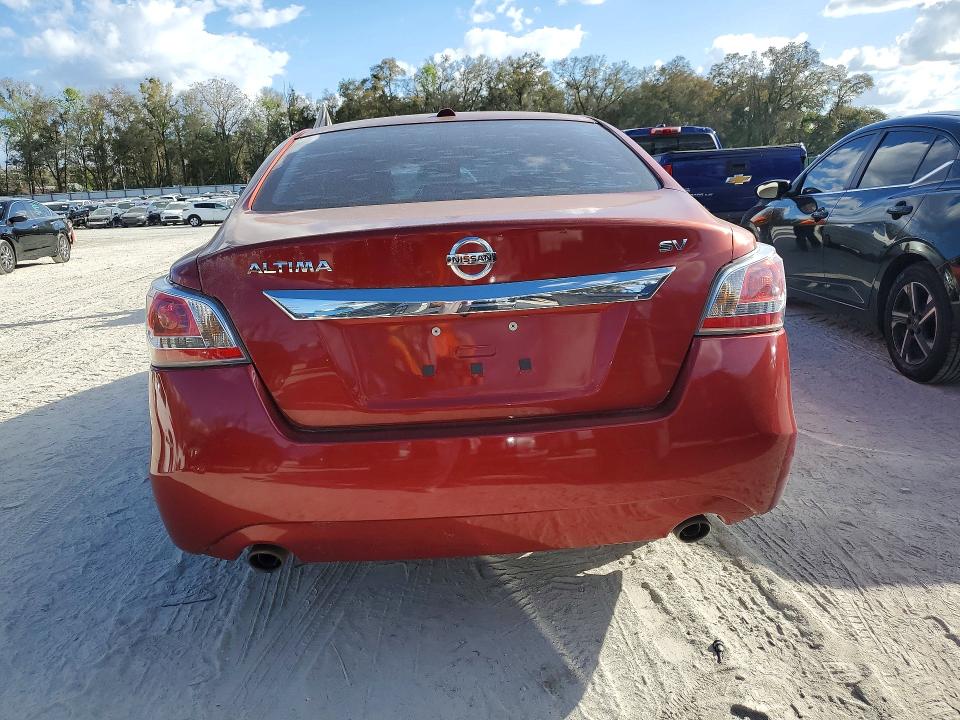 2015 Nissan Altima მანქანა იყიდება აუქციონზე, vin: 1N4AL3AP9FC592407, აუქციონის ნომერი: 79681325