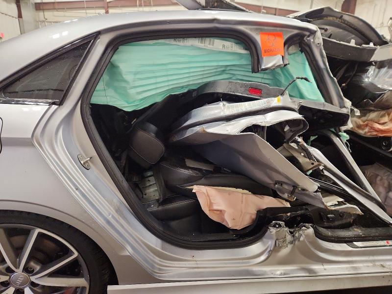 Продаж на аукціоні авто 2016 Audi S3, vin: WAUB1GFF4G1015113, номер лоту: 41704906