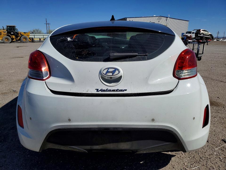 2013 Hyundai Veloster მანქანა იყიდება აუქციონზე, vin: KMHTC6AD8DU176393, აუქციონის ნომერი: 45448196