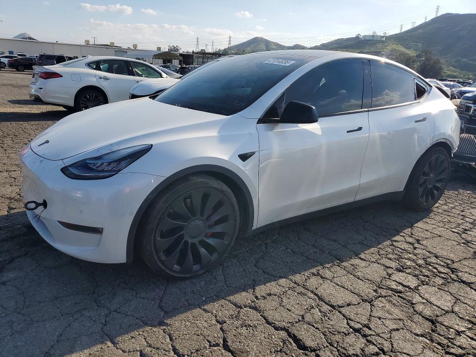 Продажа на аукционе авто 2020 Tesla Model Y, vin: 5YJYGDEFXLF013959, номер лота: 41914036
