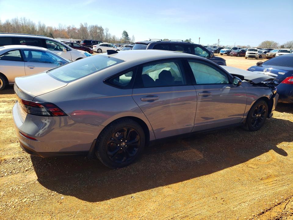 Продажа на аукционе авто 2025 Honda Accord, vin: 1HGCY1F4XSA046469, номер лота: 47194386