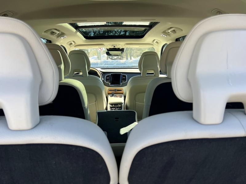41659016 :رقم المزاد ، YV4BR0CK7M1700459 vin ، 2021 Volvo Xc90 مزاد بيع