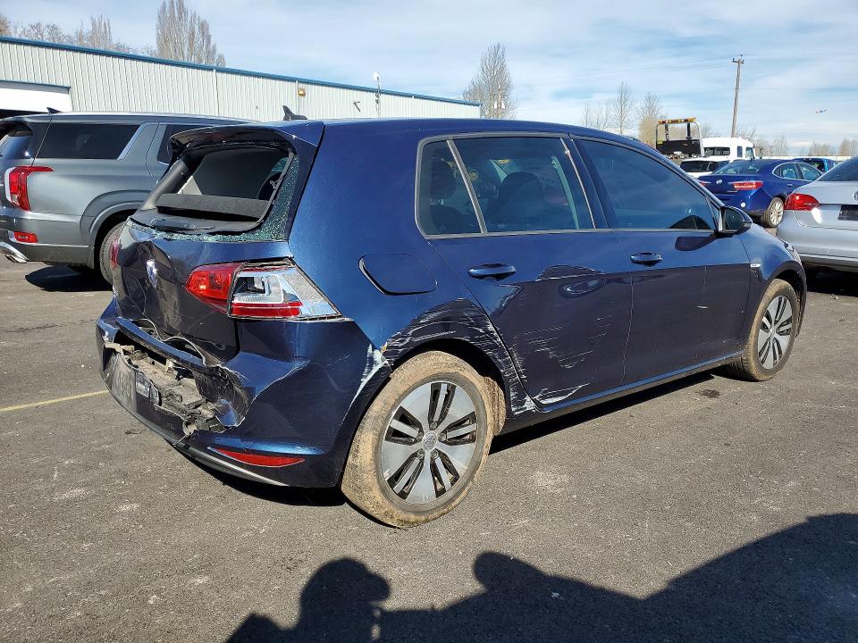 46229306 :رقم المزاد ، WVWKP7AU4GW901961 vin ، 2016 Volkswagen E-golf مزاد بيع
