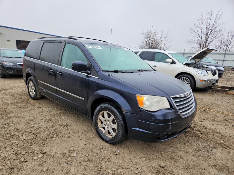 2010 Chrysler Town & Country მანქანა იყიდება აუქციონზე, vin: 2A4RR5D14AR415384, აუქციონის ნომერი: 41638986