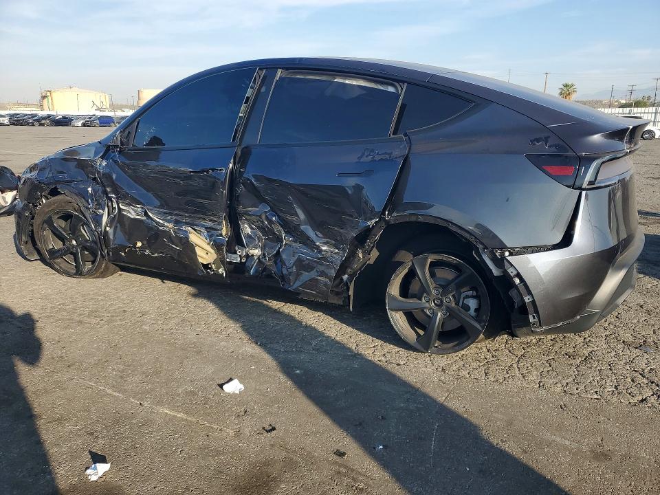 2026 Tesla Model Y მანქანა იყიდება აუქციონზე, vin: 7SAYGDED8TF375113, აუქციონის ნომერი: 47041266