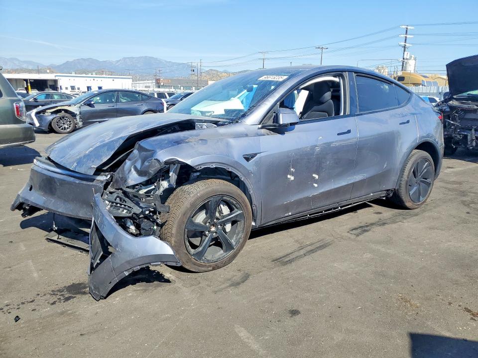 2026 Tesla Model Y მანქანა იყიდება აუქციონზე, vin: 7SAYGDEE9TF332361, აუქციონის ნომერი: 96615235