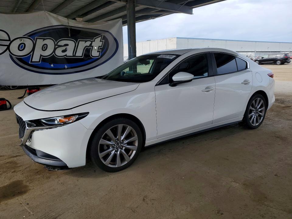 48208786 :رقم المزاد ، 3MZBPABL1MM200984 vin ، 2021 Mazda 3 مزاد بيع