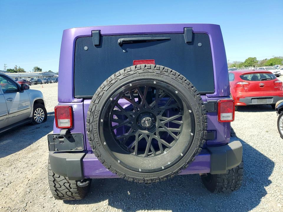 46729696 :رقم المزاد ، 1C4BJWEG0HL614118 vin ، 2017 Jeep Wrangler Unlimited مزاد بيع