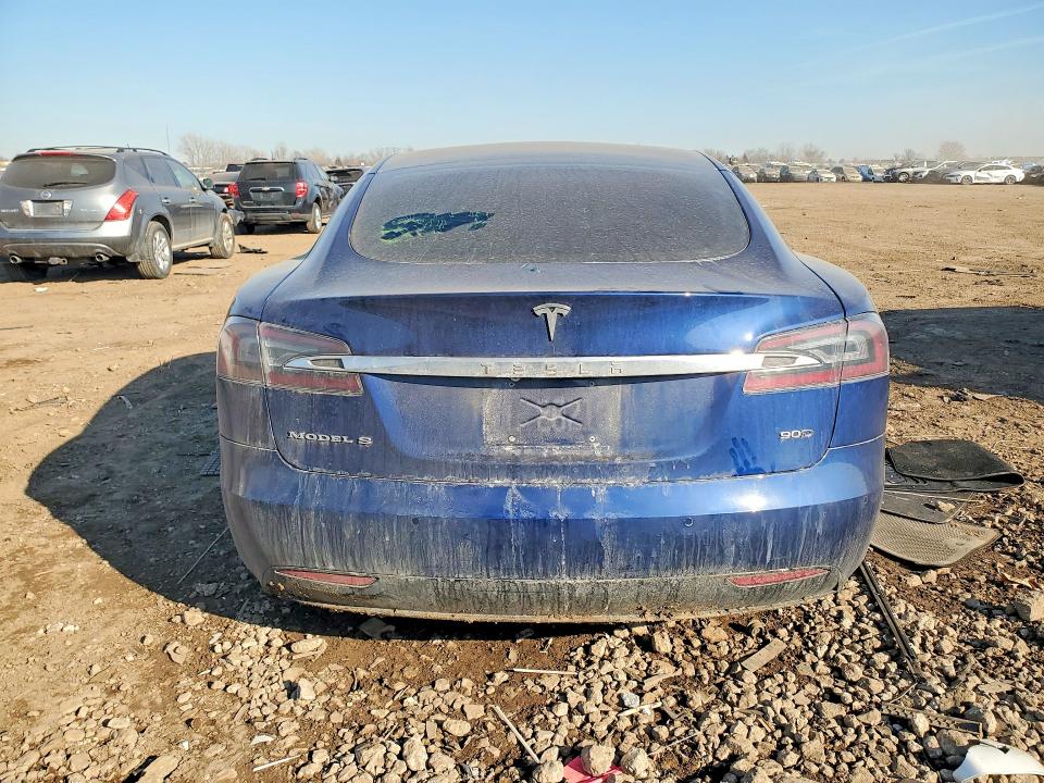 79196665 :رقم المزاد ، 5YJSA1E22HF200395 vin ، 2017 Tesla Model S مزاد بيع
