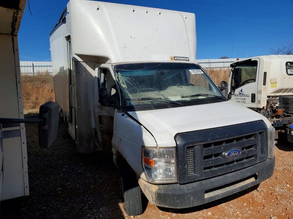 76724705 :رقم المزاد ، 1FDWE3FN1MDC30706 vin ، 2021 Ford E350 مزاد بيع
