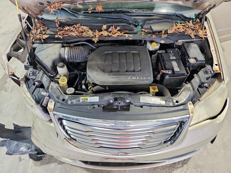 2013 Chrysler Town & Country მანქანა იყიდება აუქციონზე, vin: 2C4RC1BG2DR721768, აუქციონის ნომერი: 42054496