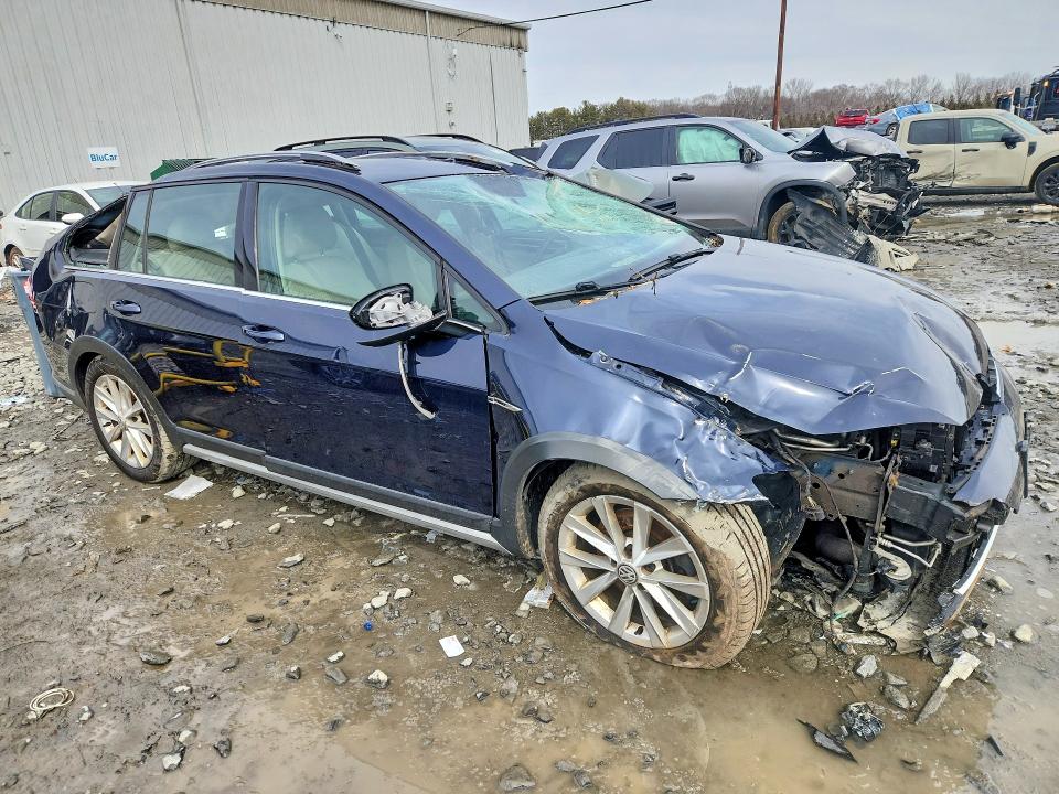 77031395 :رقم المزاد ، 3VWH17AU4HM538765 vin ، 2017 Volkswagen Golf Alltrack مزاد بيع