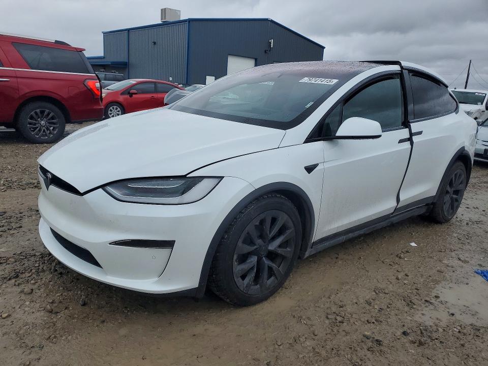 79741415 :رقم المزاد ، 7SAXCBE56PF366811 vin ، 2023 Tesla Model X مزاد بيع