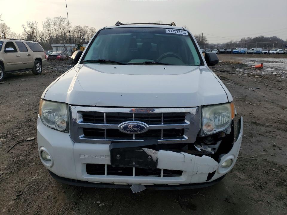 Продажа на аукционе авто 2011 Ford Escape, vin: 1FMCU9DGXBKA13886, номер лота: 41709216