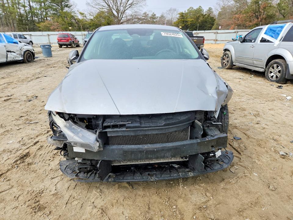Auction sale of the 2022 Hyundai Elantra, vin: 5NPLM4AG9NH057425, lot number: 79524025