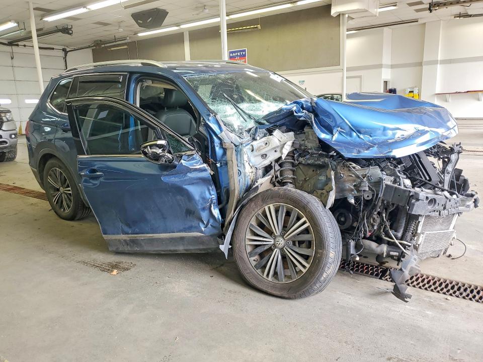 Продаж на аукціоні авто 2018 Volkswagen Tiguan, vin: 3VV2B7AX6JM066110, номер лоту: 46459566